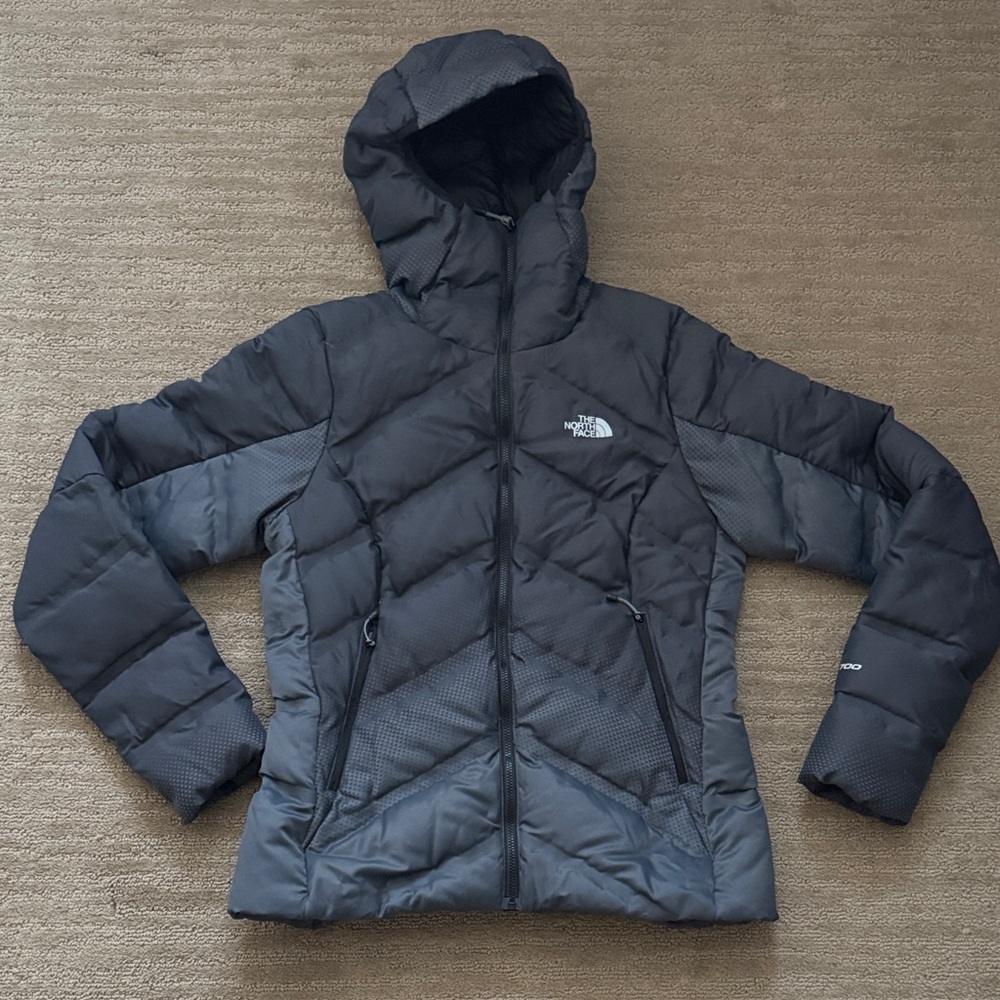 The North Face Women's Charcoal Puffer Jacket